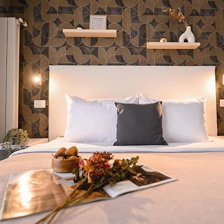 Urban Elegance - Stylish Central Accommodation Bukarest Exterior foto
