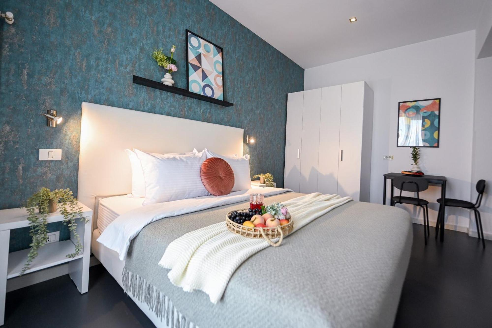 Urban Elegance - Stylish Central Accommodation Bukarest Zimmer foto